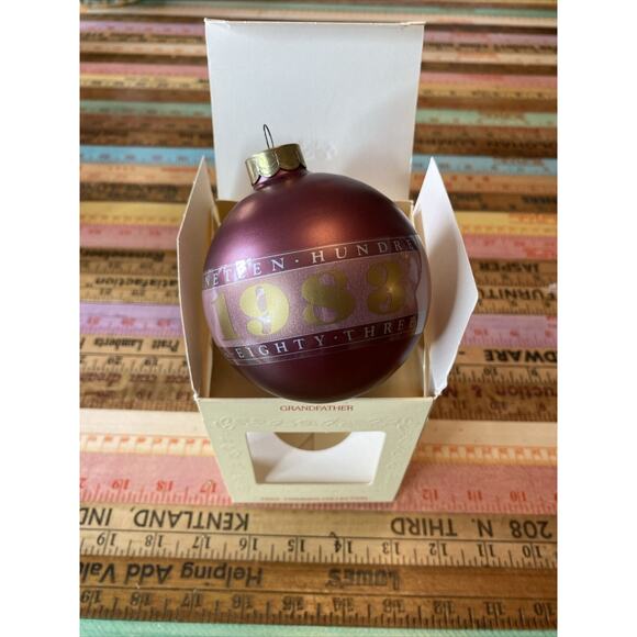 Hallmark Keepsake Christmas Glass Ball 1983 Ornament Vintage Box - Picture 8 of 12